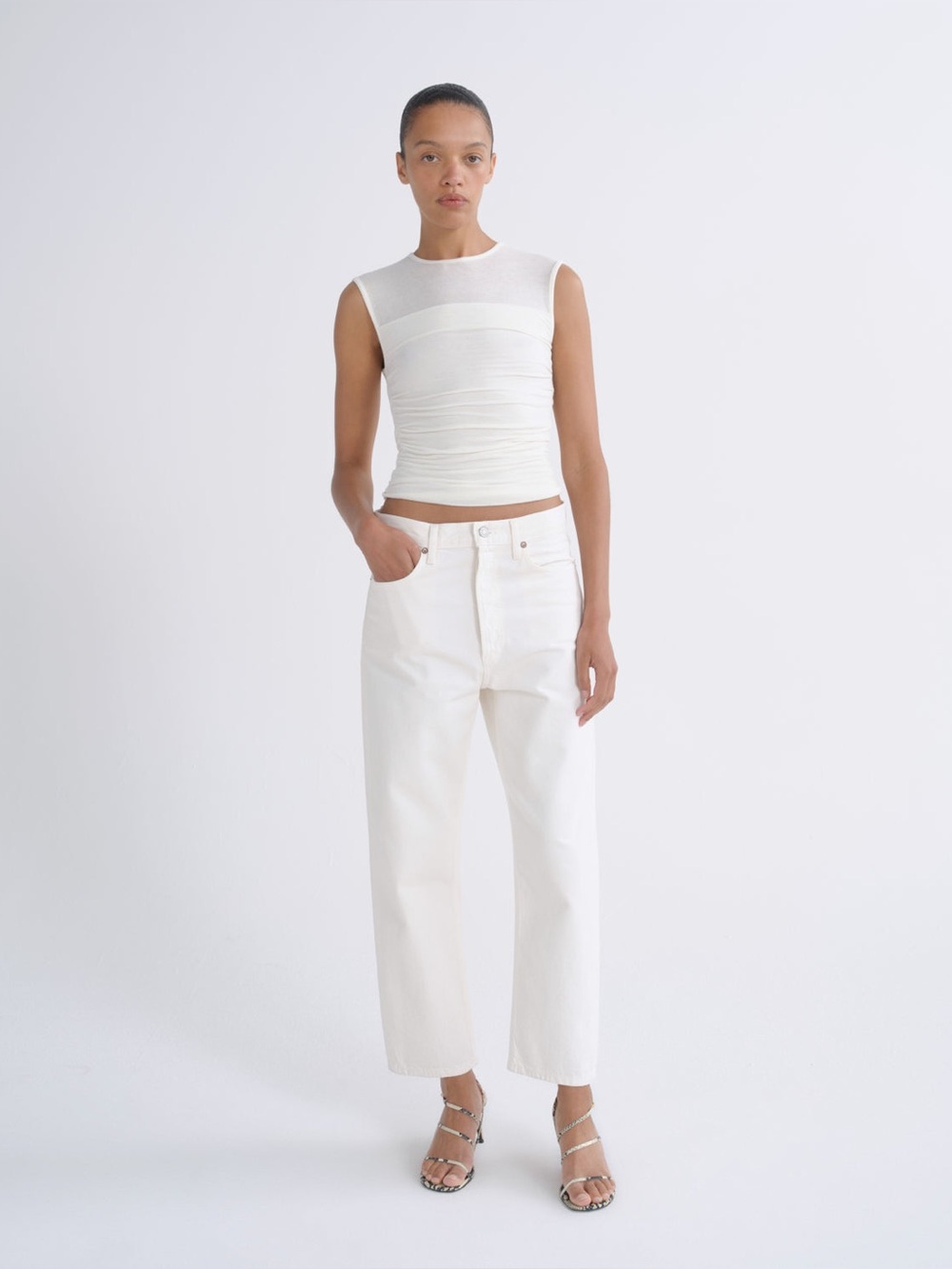 AGOLDE 90s Crop White Jeans
